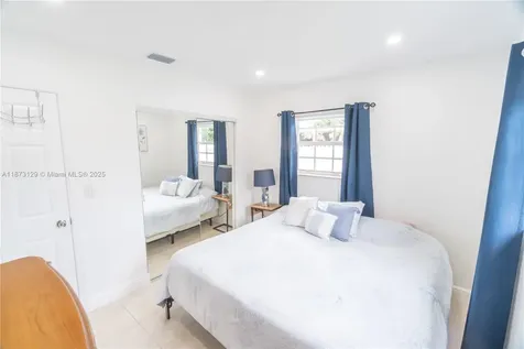 3291 NW 171st Terrace Miami Gardens FL 33056