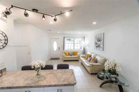3291 NW 171st Terrace Miami Gardens FL 33056