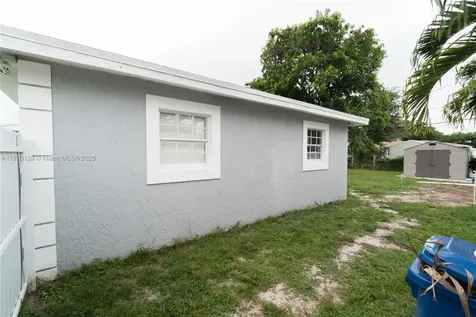 3291 NW 171st Terrace Miami Gardens FL 33056