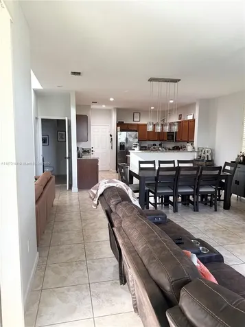 3372 SE 7th Court Homestead FL 33033