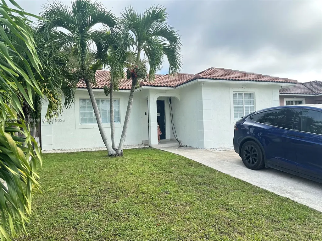 14353 SW 176th Terrace Miami FL 33177