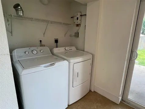 14721 Pierce Street Miami FL 33176