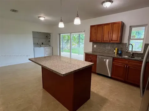 14721 Pierce Street Miami FL 33176