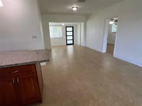 14721 Pierce Street Miami FL 33176