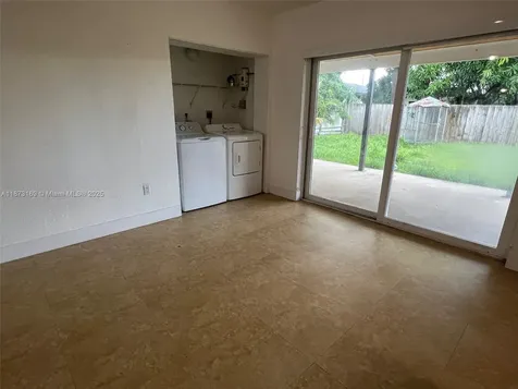 14721 Pierce Street Miami FL 33176