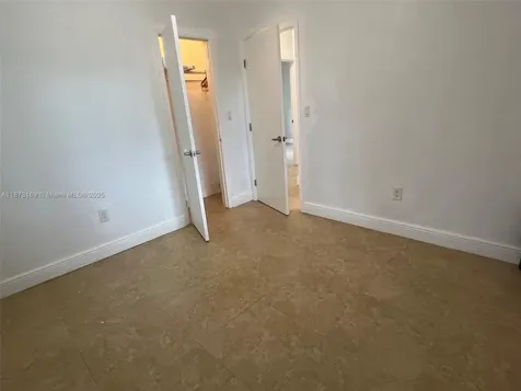 14721 Pierce Street Miami FL 33176