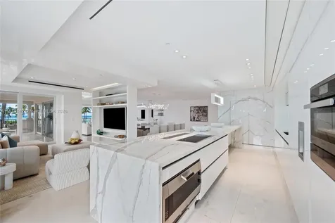 7921 Fisher Island Drive Miami Beach FL 33109