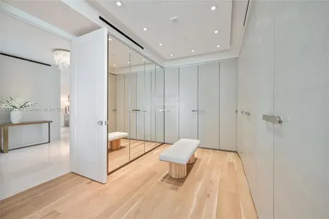 7921 Fisher Island Drive Miami Beach FL 33109