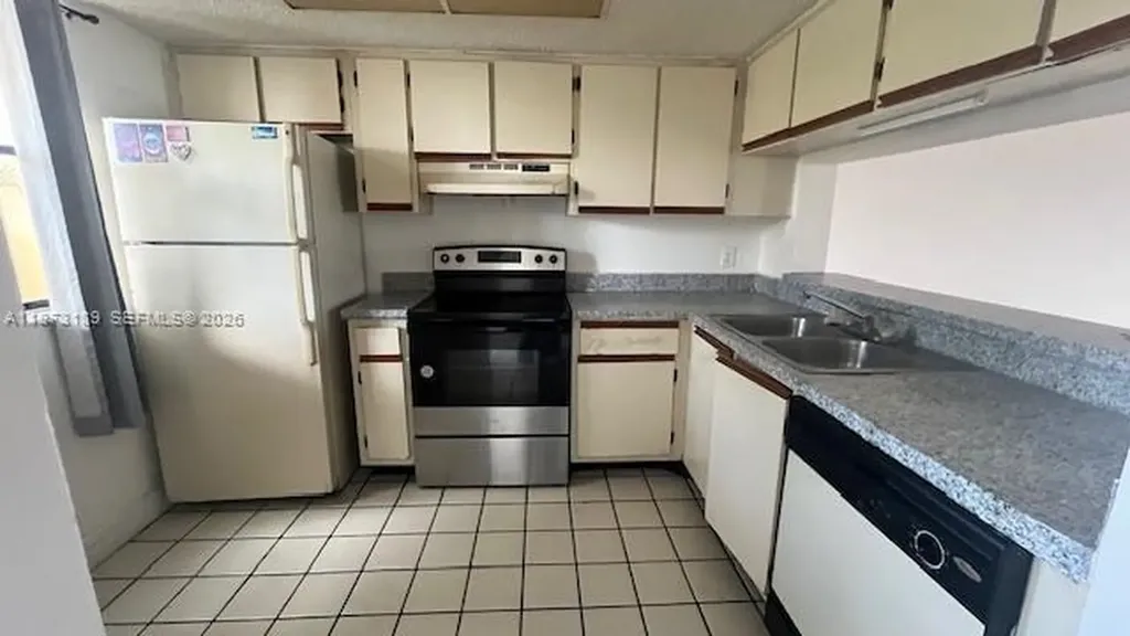 5200 NW 31st Avenue Fort Lauderdale FL 33309