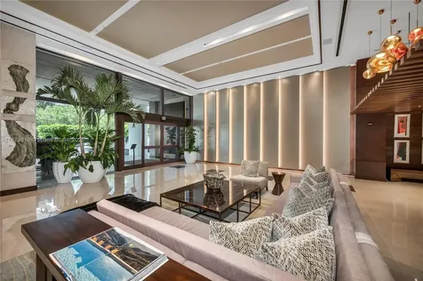 5875 Collins Avenue Miami Beach FL 33140