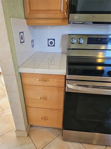 20400 W Country Club Drive Aventura FL 33180