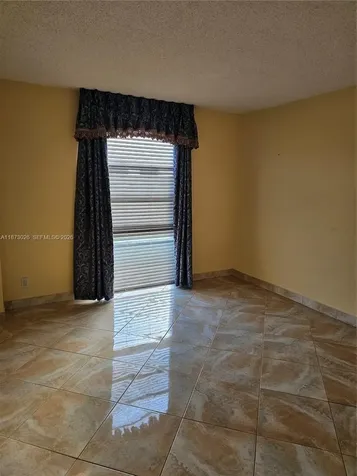 20400 W Country Club Drive Aventura FL 33180