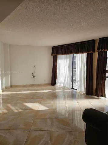 20400 W Country Club Drive Aventura FL 33180