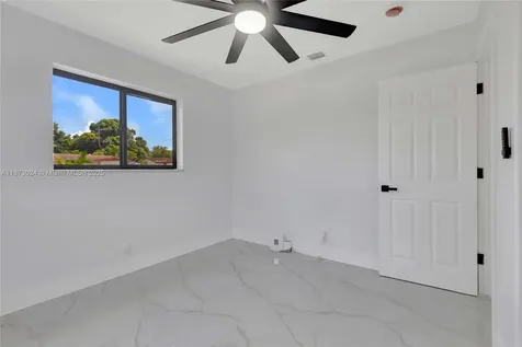 3565 NW 25th Street Lauderdale Lakes FL 33311