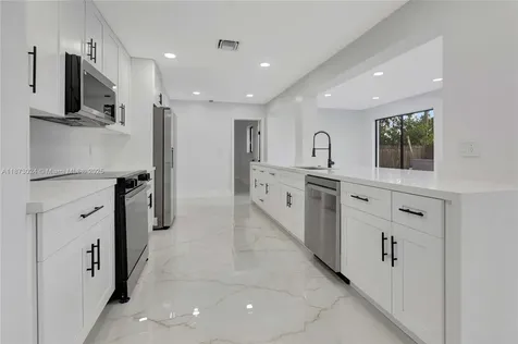 3565 NW 25th Street Lauderdale Lakes FL 33311