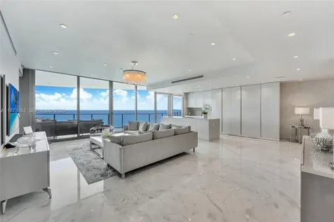 15701 Collins Avenue Sunny Isles Beach FL 33160