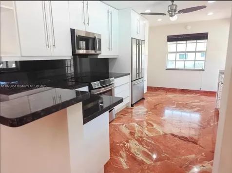 4027 Pierce Street Hollywood FL 33021