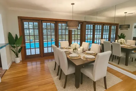 4027 Pierce Street Hollywood FL 33021