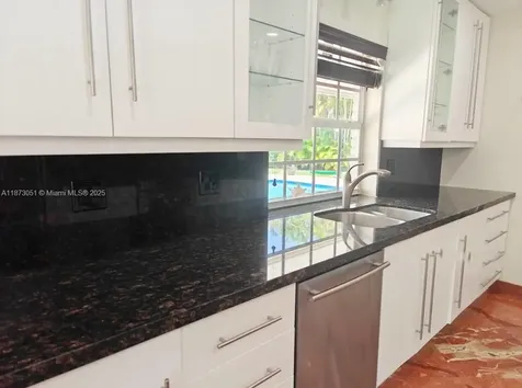 4027 Pierce Street Hollywood FL 33021