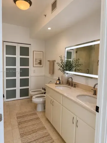 6365 Collins Avenue Miami Beach FL 33141