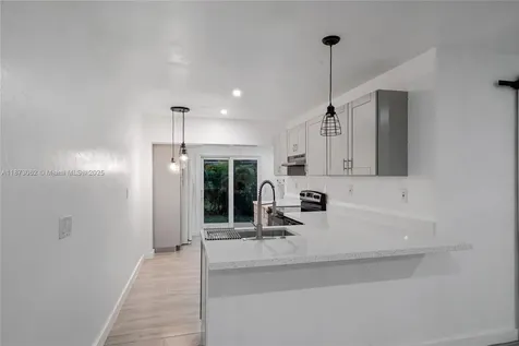 7516 NW 44th Court Coral Springs FL 33065