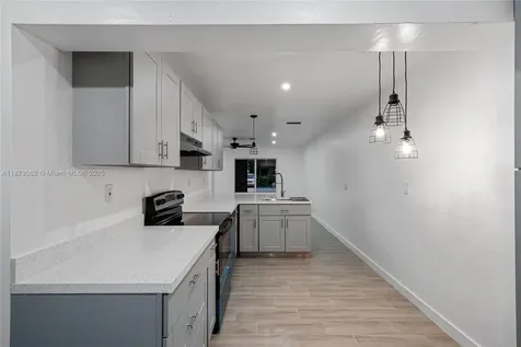 7516 NW 44th Court Coral Springs FL 33065
