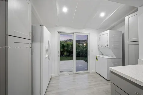 7516 NW 44th Court Coral Springs FL 33065