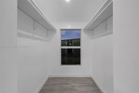 7516 NW 44th Court Coral Springs FL 33065