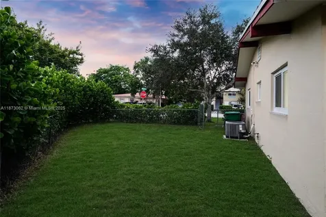 7516 NW 44th Court Coral Springs FL 33065