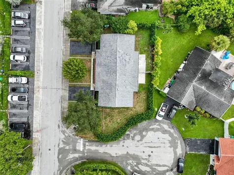 7516 NW 44th Court Coral Springs FL 33065