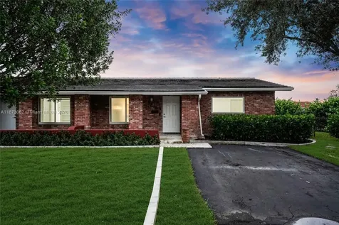 7516 NW 44th Court Coral Springs FL 33065