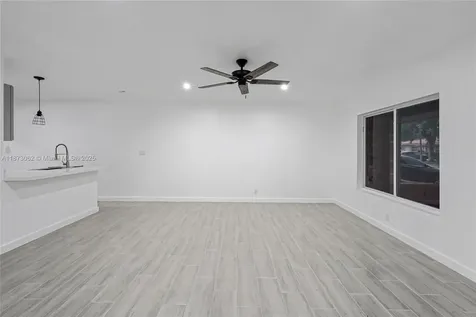 7516 NW 44th Court Coral Springs FL 33065
