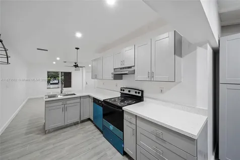7516 NW 44th Court Coral Springs FL 33065