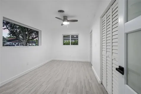 7516 NW 44th Court Coral Springs FL 33065