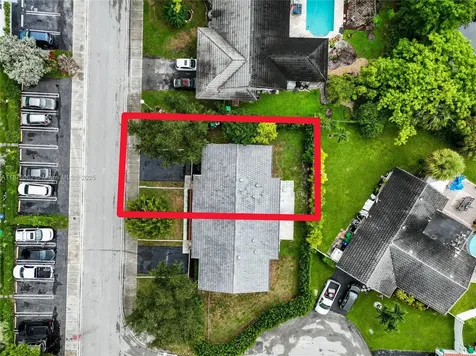 7516 NW 44th Court Coral Springs FL 33065
