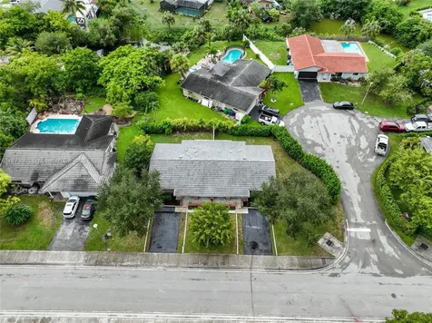 7516 NW 44th Court Coral Springs FL 33065