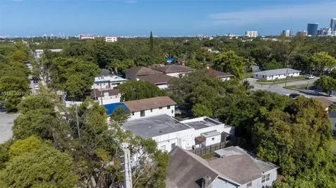 180 NW 59th Street Miami FL 33127