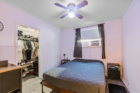 180 NW 59th Street Miami FL 33127
