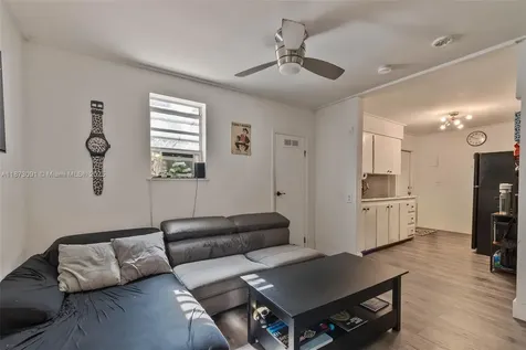 180 NW 59th Street Miami FL 33127