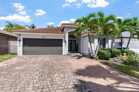 9261 SW 208th Terrace Cutler Bay FL 33189