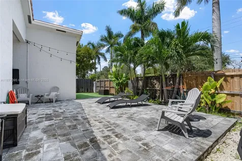 9261 SW 208th Terrace Cutler Bay FL 33189