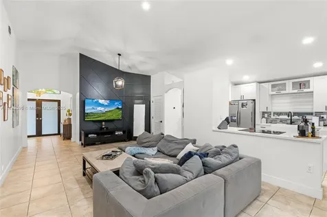 9261 SW 208th Terrace Cutler Bay FL 33189