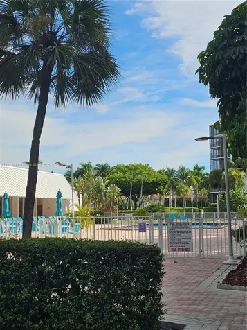20400 W Country Club Drive Aventura FL 33180