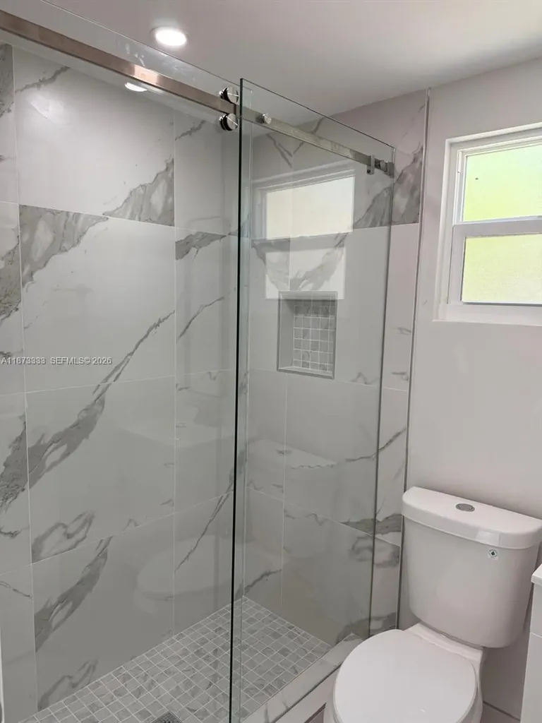 1050 NW 25th Way Fort Lauderdale FL 33311