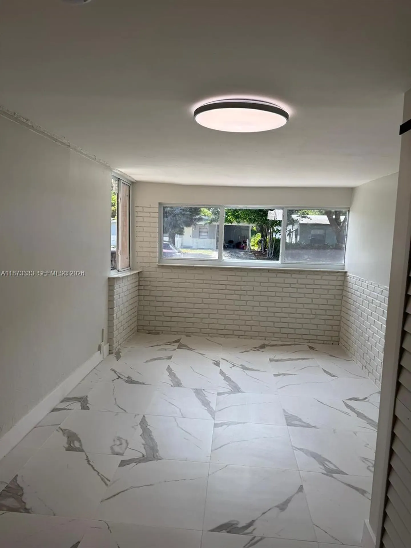 1050 NW 25th Way Fort Lauderdale FL 33311