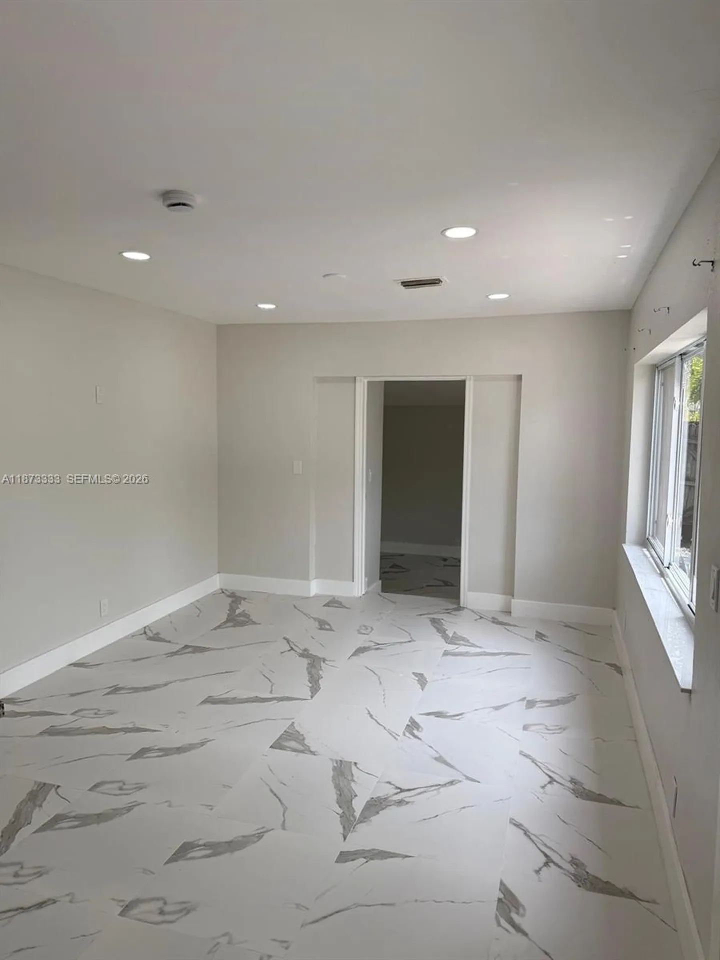 1050 NW 25th Way Fort Lauderdale FL 33311