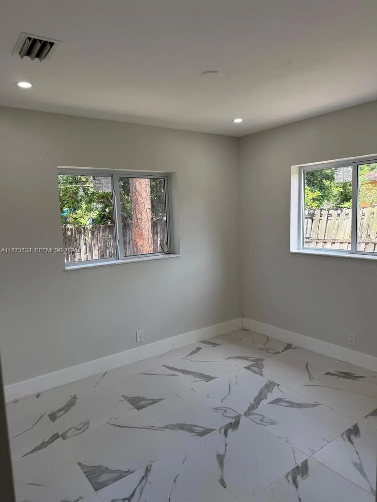 1050 NW 25th Way Fort Lauderdale FL 33311