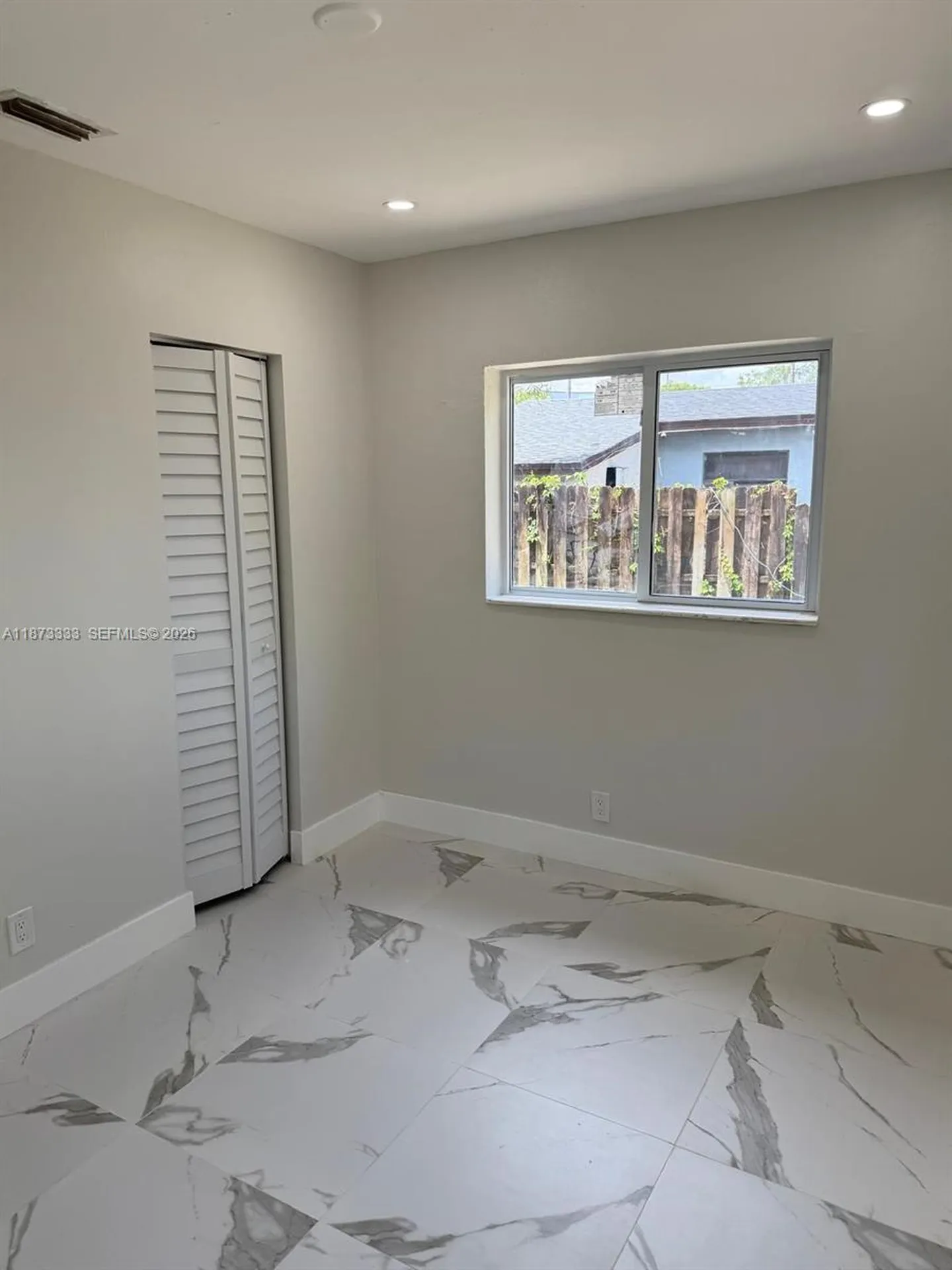 1050 NW 25th Way Fort Lauderdale FL 33311