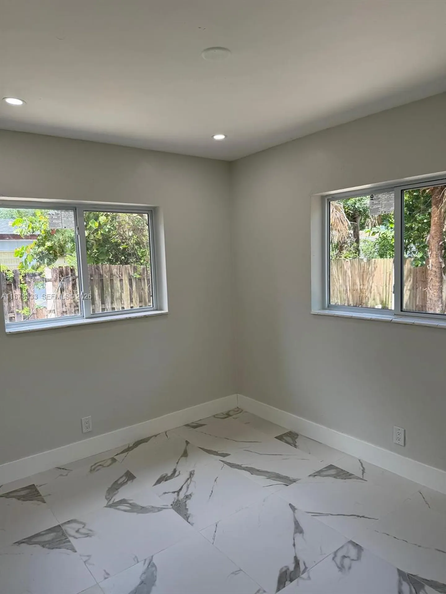 1050 NW 25th Way Fort Lauderdale FL 33311