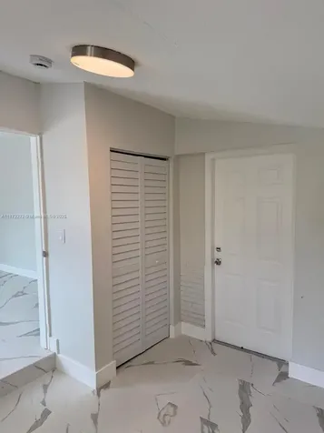 1050 NW 25th Way Fort Lauderdale FL 33311